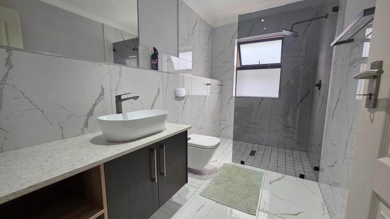 3 Bedroom Property for Sale in Hartenbos Heuwels Western Cape
